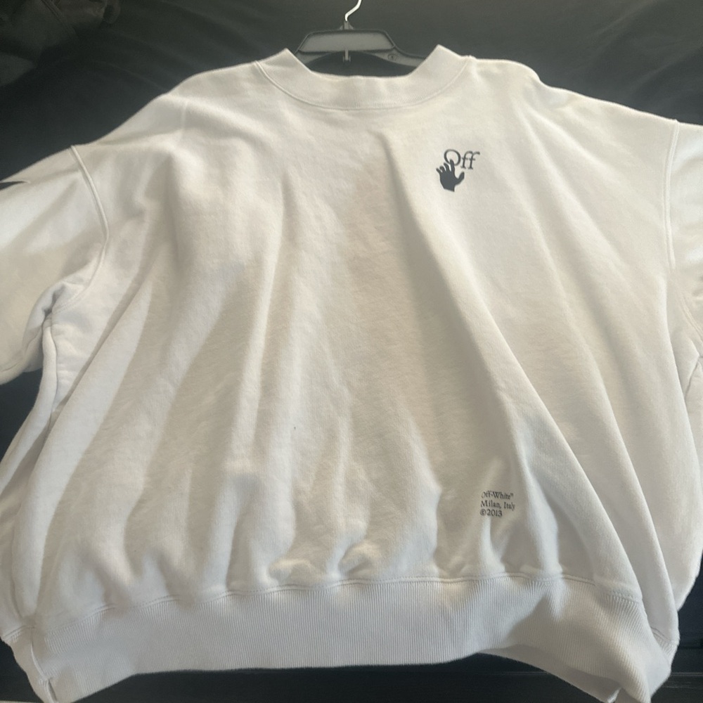 Early 2000’s offwhite sweater